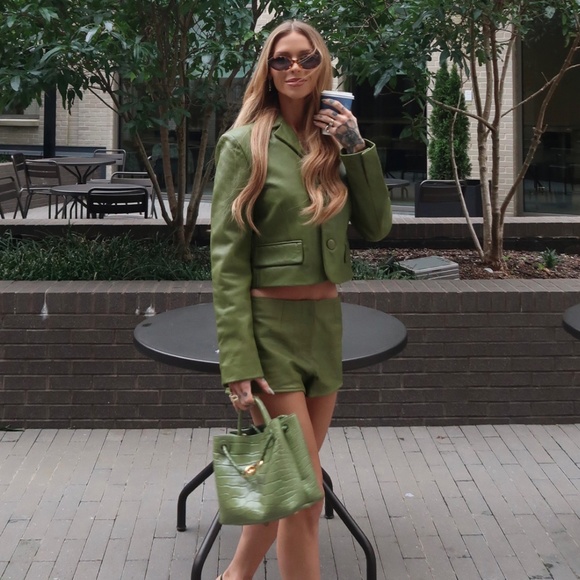 Zara leather jacket and short set - Picture 2 of 4